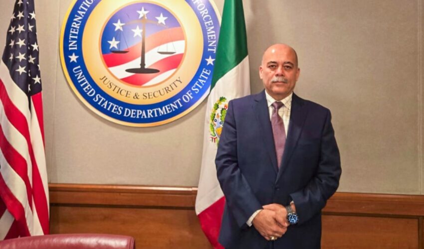 El fiscal especializado en Combate a la Corrupción, Jesús Eduardo Govea Orozco, acudió a una reunión de trabajo en la Embajada de los Estados Unidos de Norteamérica en la CDMX con fiscales de la CONAFA